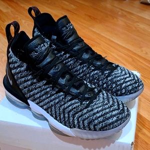 Nike Lebron 16 Oreo basketball shoes 🏀